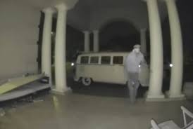 A statement from the lawyers who released the video said honolulu police tried to convince the public that this was a burglary and that lindani myeni was acting erratically; Ed Iwwuxpzft4m