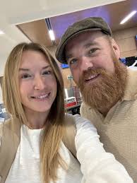 Sonya Broussard's Instagram, Twitter & Facebook