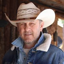 nmoutdoorrec #newmexico #outdoorrecreation #podcast #outdooraccess  #voicesoftaos #outdoorindustry #nmoutside #nmoutdoors #getoutside