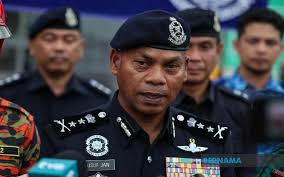 Former DPP keeps mum