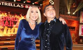 Rumbo a la semifinal de las estrellas bailan en hoy, laura bozzo y raúl con una nueva muestra de su talento, en el siguiente orden se presentaron macky gonzález y memo corral, moisés muñoz y marisol gonzález, laura bozzo y raúl sandovl y andrea escalona y pablo montero. Laura Bozzo Y Carlos Bonavides Salen De Las Estrellas Bailan El Siglo Coahuila