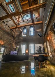 Atlanta luxury rentals is the exclusive provider of luxury accommodations at ponce city market. House Envy This Cabbagetown Condo Offers An Iconic Piece Of Atlanta S History And Unrivaled Views Of The City If You Build Up Into Its 71 Foot Tower Atlanta Magazine