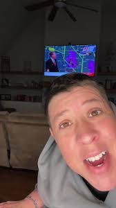 Travis Middleton's Instagram, Twitter & Facebook