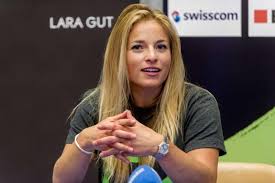 At the end of the 2014 olympic games, she stood just 10 seconds behind the gold medalist winner tina maze. Foto Lara Gut Ljubezen Nasla V Nekdanji Jugoslaviji Zapustil Je Svojo Zeno In Dve Hcerki Viralko Si
