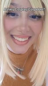 Voltamos com o meu cosplay favorito 🤠🤙 #residentevil4remake  #residentevil4 #residentevil #cosplay #foyoryoupage #ashleygraham  #ashleyresidentevil #ashleygrahamcosplay