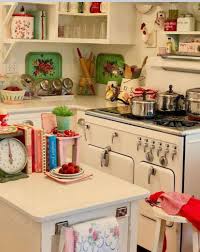 Maybe you would like to learn more about one of these? Pin By Judy On Kitchens In 2019 Kitchen Decor Retro Home Decor Retro Kitchen Vintage Kitchen Decor Kitschy Kitchen