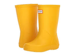 Hunter Kids Original Kids First Classic Rain Boot Toddler Little Kid Yellow Kids Shoes Please Note Hunter Kids Lists In 2020 Toddler Rain Boots Hunter Kids Boots