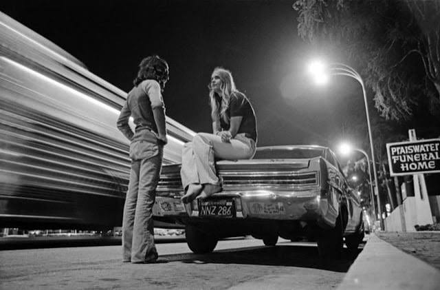 Teenagers cruising Van Nuys Boulevard in the San Fernando Valley, a suburb  of Los Angeles, 1972. Photos by Rick McCloskey. : r/paulthomasanderson