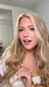 The richest, creamiest lather your shower has ever seen, with the  skin-loving benefits of maple sap water., 🌿 Cleanses without stripping, 💧  Locks in lasting hydration, ✨ Leaves skin soft and refreshed