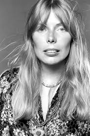 Joni Mitchell brings out Annie Ross for an ovation—Wembley Stadium,  September 14, 1974.