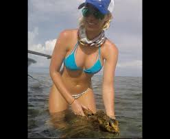 Fish n Chicks: Hot Instagram babes start sexy fishing craze - Daily Star