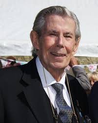 Sandown businessman Clive Boynton has died at the age of 85