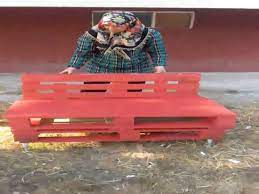 Paletlerden yapılmış olan 12 adet kanepe, l oturma grubu, köşe grupları ve koltuk takımları paylaştık. Paletten Koltuk Yapimi Youtube