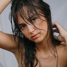 CLARA ROSS (@clara__ross) • Instagram photos and videos