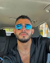 Larry Muñiz (@larry_joel24) • Instagram photos and videos