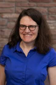 Jennifer Gerke's Instagram, Twitter & Facebook