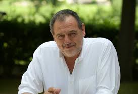 Gianfranco vissani (civitella del lago, 22 novembre 1951) è un cuoco, gastronomo, scrittore, ristoratore, critico gastronomico e personaggio televisivo italiano. L Ira Di Gianfranco Vissani La Guida Michelin E Una Vergogna Italiana Vuole Restituire Le Stelle Come Veyrat Reporter Gourmet