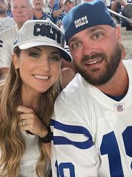 Colts fans show respect after tough loss