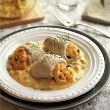 En este caso, deberás limpiar con agua templada el rodaballo y cortar aquellas espinas y restos que pueda tener. Recetas De Rodaballo 8 Recetas