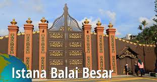 5.839 kişi burada olduğunu bildirdi. Istana Balai Besar Kota Bharu Kelantan Malaysia
