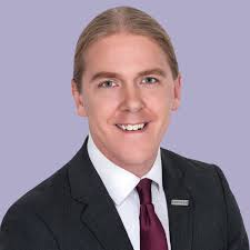 Danny Stapp's Instagram, Twitter & Facebook