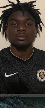 Larry Moton's Instagram, Twitter & Facebook