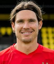 Gegen augsburg wurde bürki durch seinen landsmann marwin hitz ersetzt. Bvb Torhuter Burki Fehlt Gegen Augsburg Wegen Schulterverletzung Kicker