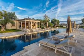 Follow along as you see exactly how bi. 23 Awesome Features You Only Find In Luxury Homes Mansion Photos Home Stratosphere