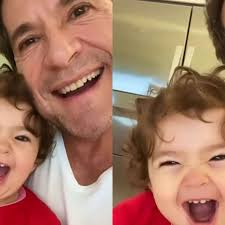 Daniel mostra filha caçula gargalhando; confira o vídeo