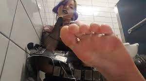 Sweat feet porn