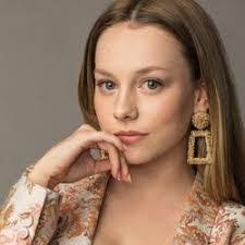 Carla Alban's Instagram, Twitter & Facebook