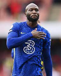 Romelu lukaku estreou em stamford bridge na vitória por 3 a 1 sobre o norwich city aos 83 minutos, substituindo fernando torres. Romelu Lukaku Facebook