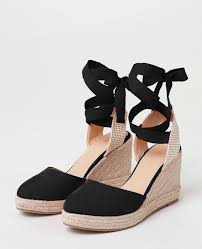 Epingle Sur Chaussures