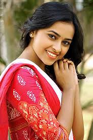 Dm us for requests ❤. Sridivya Beautiful Tamil Actress In Saree Closeup Images Indian Actress Photos Hollywood Actress Pics Beautiful Indian Actress