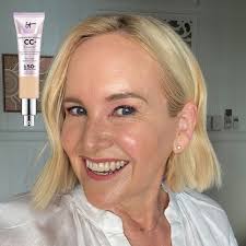 Looking for foundations for peri or menopausal skin?