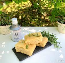 Focaccia Pour L Aperitif Ou Plus Si Affinite Focaccia La Cuisine De Mercotte Clafoutis Aux Abricots