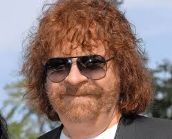 For just how long will we pretend Jeff Lynne is not just a dog wearing  sunglasses? : r/beatlescirclejerk