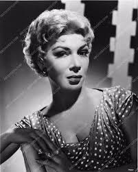 Dolores Gray portrait 2920-36