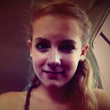 Hannah Ringquist's Instagram, Twitter & Facebook