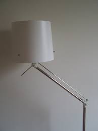 Diy flower appliques for lamp shades (recycle plastic bottles, can use on clothing as well. Hacker Help Can We Fix The Samtid Socket Ikea Hackers