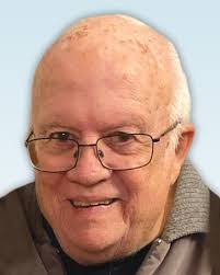 Hugh Mullen's Instagram, Twitter & Facebook