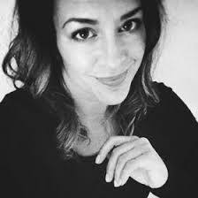 Julie Petro's Instagram, Twitter & Facebook