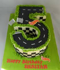 5th Birthday Cake For 5 Year Old Boy 5 Year Old Hotwheels Racing Track Boy Birthday Cake Cake 5 Year Old Boy Race Car Cakes