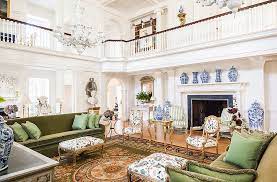 Lifestyle maven carolyne roehm has been part of american design culture for over 40 years. Inside The Next Level Elegance Of Carolyne Roehm S Estate
