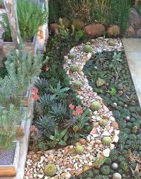 Wonderful Succulent Garden Ideas For You Snapshotlite Com Succulent Garden Landscape Succulent Landscaping Succulent Garden Design