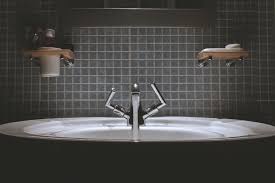 5 Ways To Save Your Smelly Bathroom