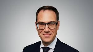 Referentinnen und Referenten