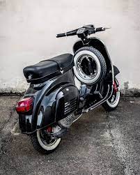 Custom Vespa Garage Su Instagram Vespa Primavera Black Mamba Complete Restorarion By Bodhisgarage With A Comple Polinimotorispa Engine