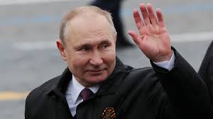The chess grandmaster on speaking out against vladimir putin and why he cannot choose the best player ever. Putin Vows To Firmly Defend Russian Interests On Victory Day Cgtn