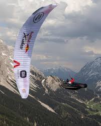 For almost two weeks athletes from around the world battle their way across the alps and back via 12 turnpoints. 9m Qpiw Ctk M